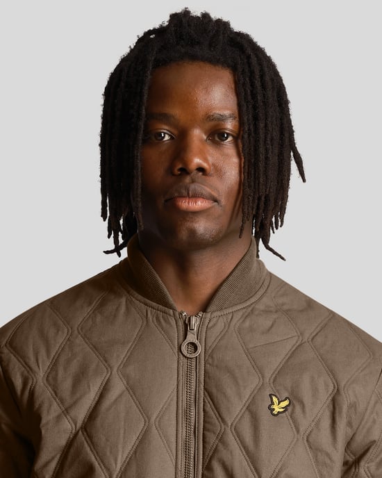 Herren-Steppjacke von Lyle & Scott in Oliv - Image 4