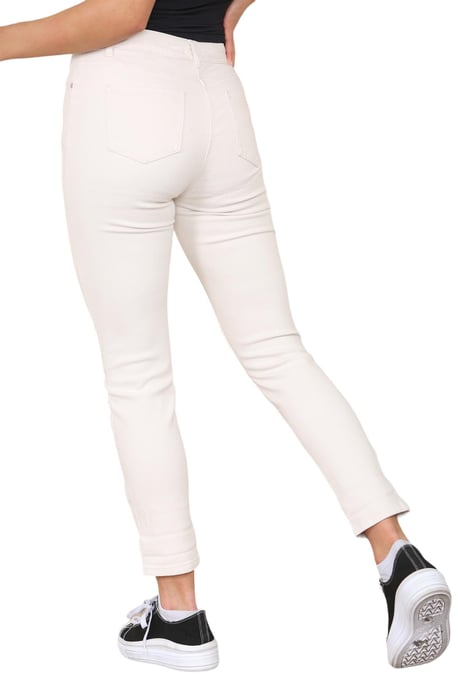 M&Co Damen-Mom-Jeans mit hohem Bund und schmal zulaufendem, geradem Bein in Beige - Image 2