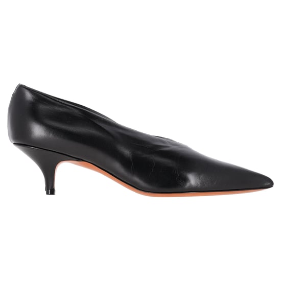 Celine V-Ausschnitt Spitz-Zehen-Pumps aus schwarzem Leder - Image 1