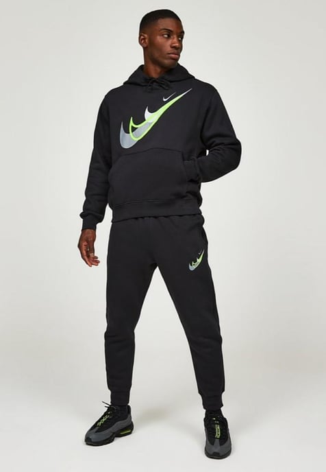 Nike Standard Issue Moto Overhead-Trainingsanzug in Schwarz - Image 1