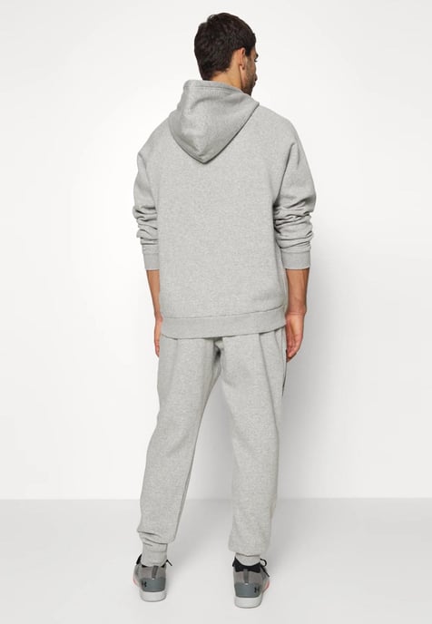 Under Armour Herren Rivel Graphic Trainingsanzug in Grau - Image 2
