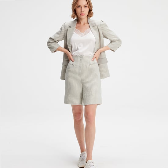 Gestreifte gerade Shorts - Image 6
