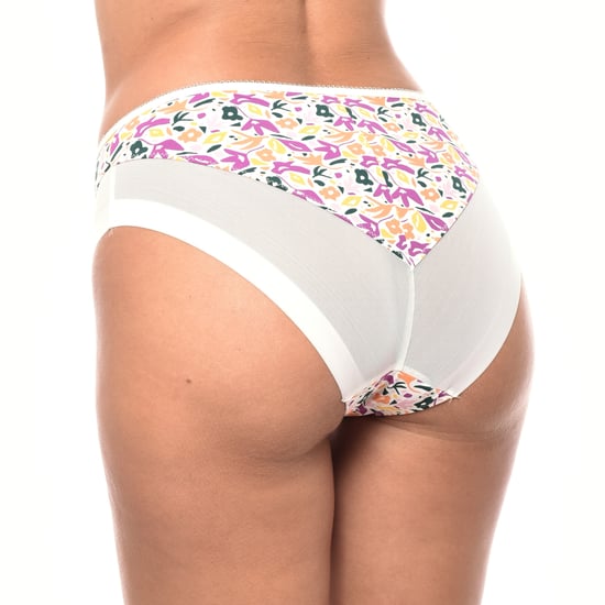 Generous elastic and breathable fabric panties 00A63 for women offers comfort and natural movement