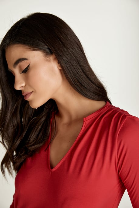 Rotes Jersey-V-Ausschnitt-Top - Image 4