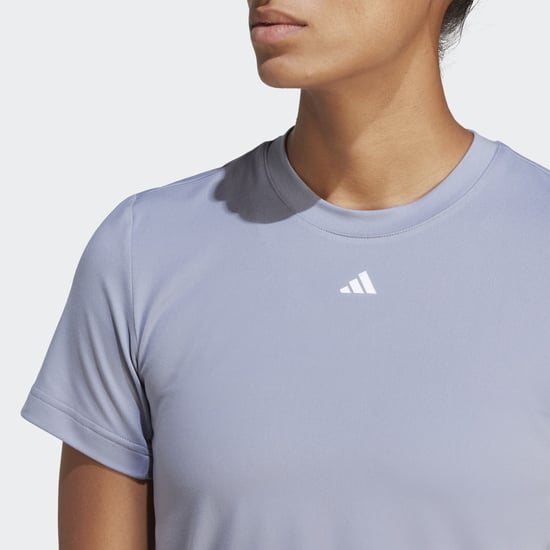 T-shirt Versatile adidas Pour Femme en Violet - Image 5