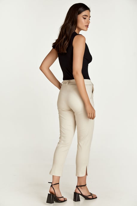 Elegant Sleeveless Stretch Jersey V-Neck Top