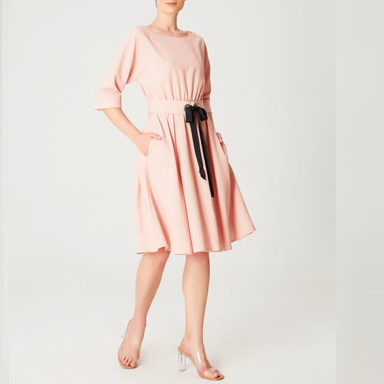 Ausgestelltes Kleid mit breitem Gürtel - Image 2