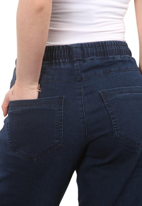 MYT Womens Elasticated High Waist Wide Leg Jeans in Dunkelblau - Image 5
