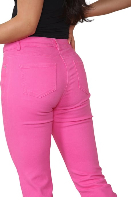 M&Co Damen-Mom-Jeans mit hohem Bund und schmal zulaufendem, geradem Bein in Rosa - Image 5