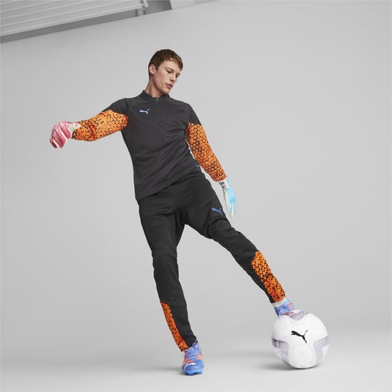 PUMA Male ULTRA Grip 1 Tricks Hybrid Football Goalkeeper Gloves