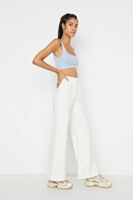 Trendyol Femmes Taille haute Jambe large Bas de survêtement - Image 4