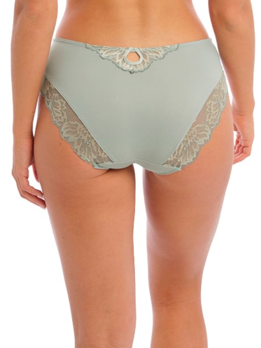 Aubree Brief