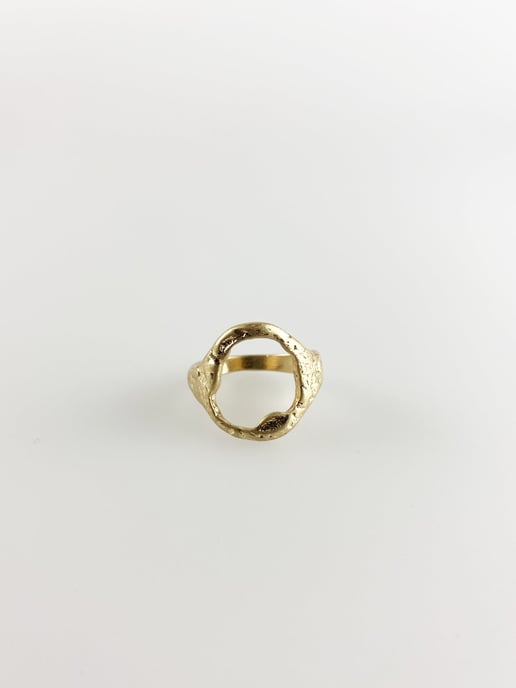 CUT OUT SIGNET RING - Image 1