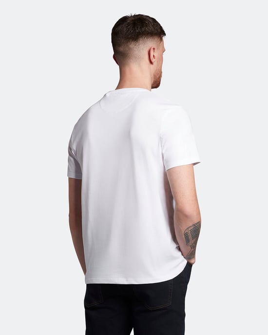 Lyle & Scott T-Shirt mit Kontrasttaschen in Multicolour - Image 3
