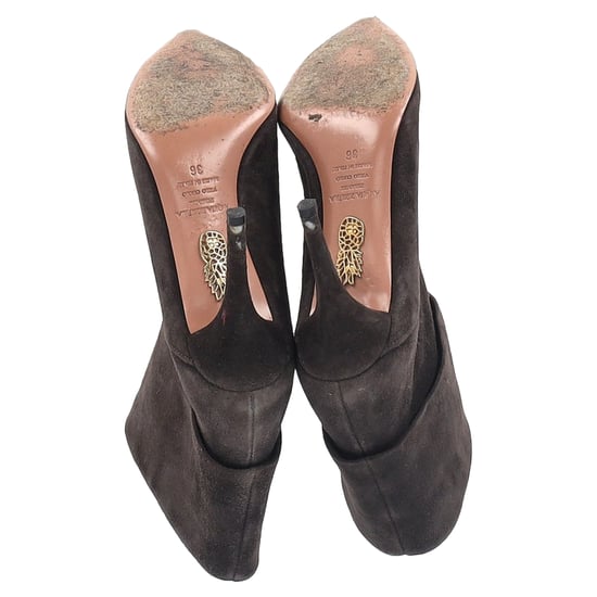Aquazzura Gefaltete Knöchelstiefel mit Absatz aus braunem Wildleder - Image 6