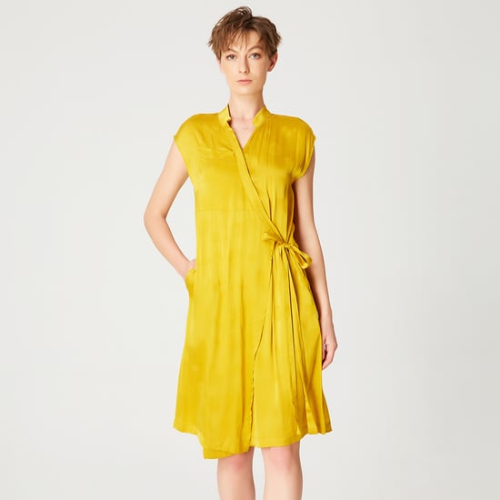 Robe portefeuille minimaliste - Image 1