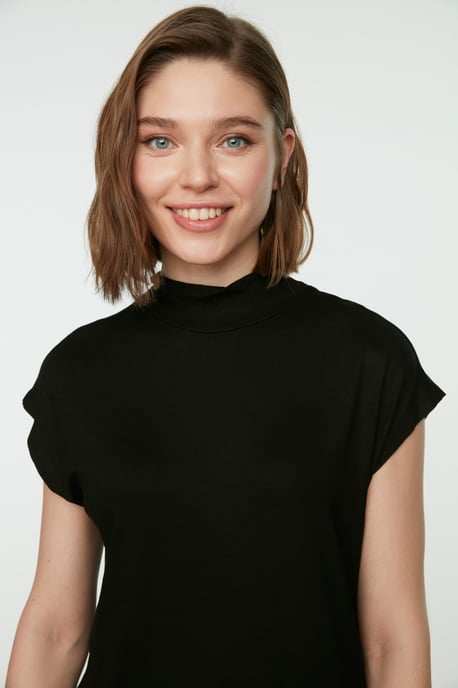 Trendyol Damen Schlichte Gerade Tunika - Image 6