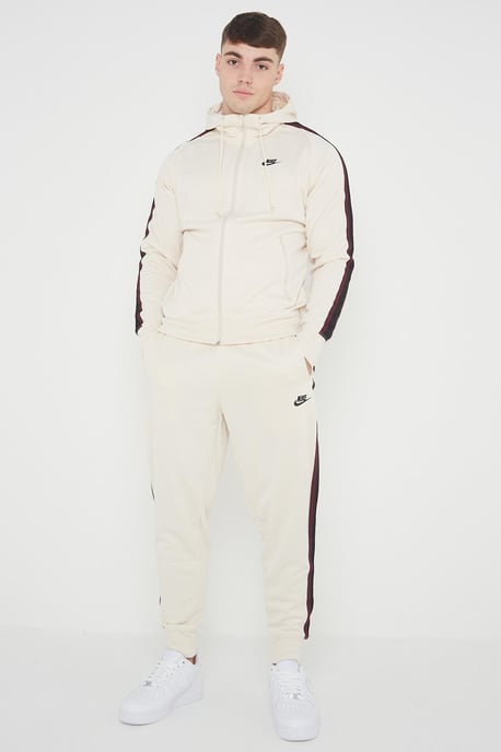 Nike Herren Tribute Poly Trainingsanzug in Creme - Image 1