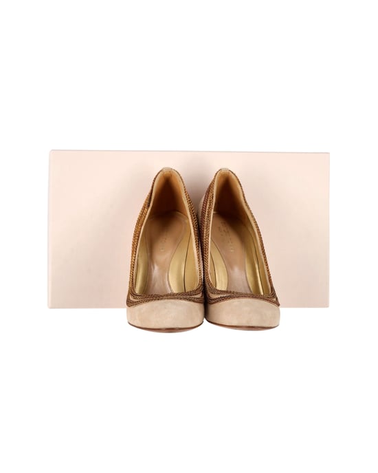 Sergio Rossi Pumps mit Ketten-Details aus beigem Wildleder - Image 5