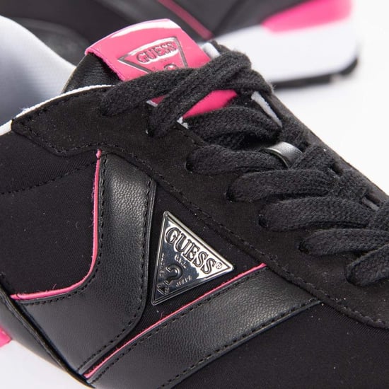 Guess Damen Sneaker Samsin Logo Waffelmuster - Image 3