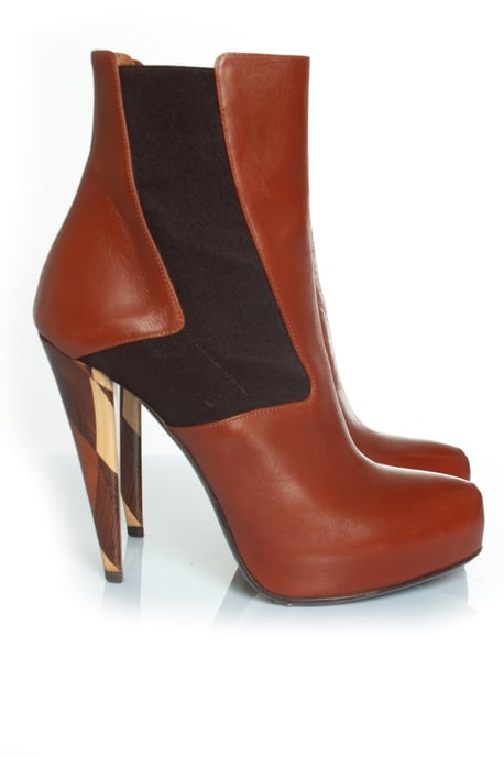 Stiefel mit versteckter Plateausohle aus cognacfarbenem Leder - Image 4