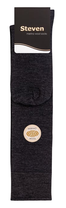 Herren Kniestrümpfe aus Merinowolle | Steven | Winter Long Boot Socks - Charcoal - Image 2