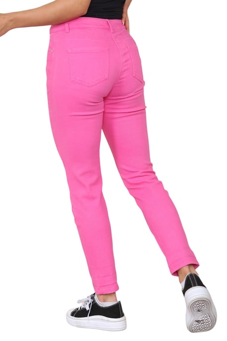 M&Co Damen-Mom-Jeans mit hohem Bund und schmal zulaufendem, geradem Bein in Rosa - Image 2