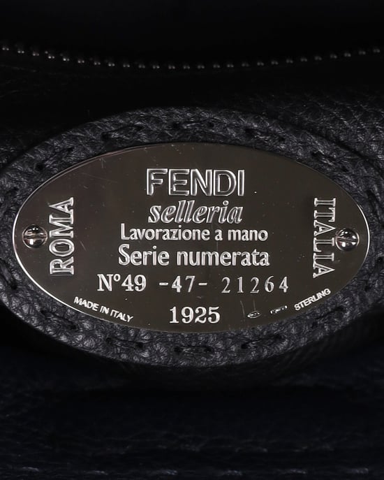 Fendi Große Peekaboo aus marineblauem Leder - Image 6
