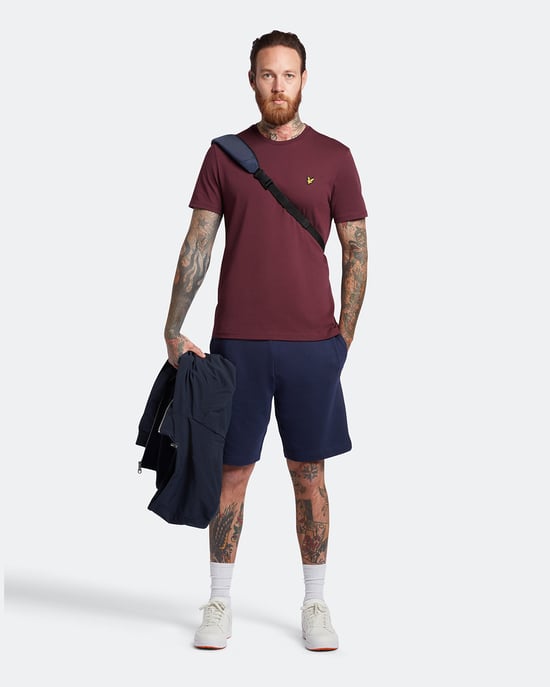 Einfarbiges T-Shirt von Lyle & Scott in Burgunderrot - Image 2