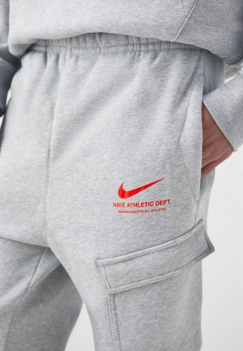Nike Herren Athletic Fleece Cargo-Trainingsanzug in Grau - Image 6