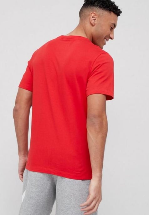 Nike Sportswear T Shirt Club in Rot - Image 2