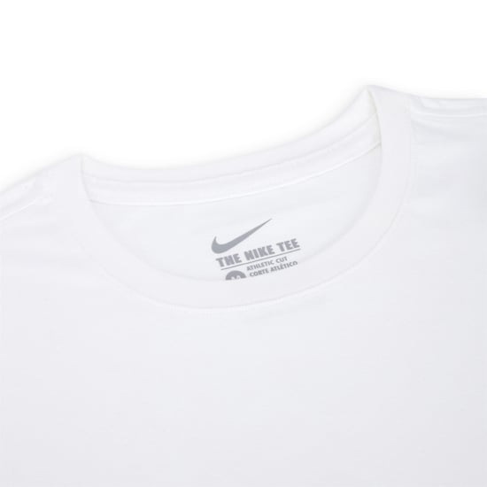 Nike T-Shirt mit Rundhalsausschnitt und gesticktem Swoosh Weiß - Image 3