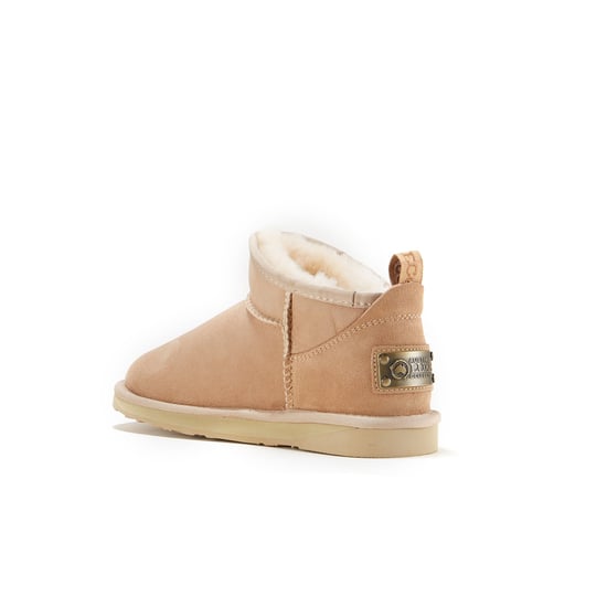 Cosy Ultra Short Sand