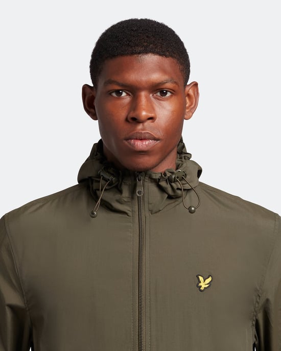 Lyle & Scott Jacke mit Kapuze und Reißverschluss in Olive - Image 4
