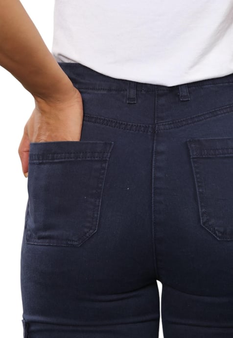 MYT Womens Cargo Chino Knöchel Grazer Hose in Navy - Image 5