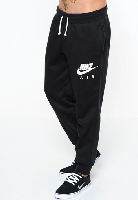 Nike Air Herren-Fleece-Jogger in Schwarz - Image 3