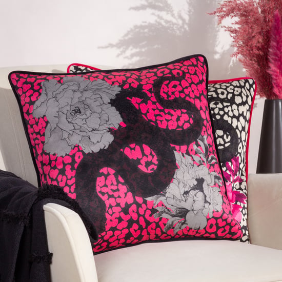 furn. Serpentine Animal Printed Piped Cushion Cover - Image 4