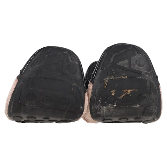 Prada Sport Lackleder Ballerinas mit Kappenförmigem Zeh in Braun Samt - Image 2