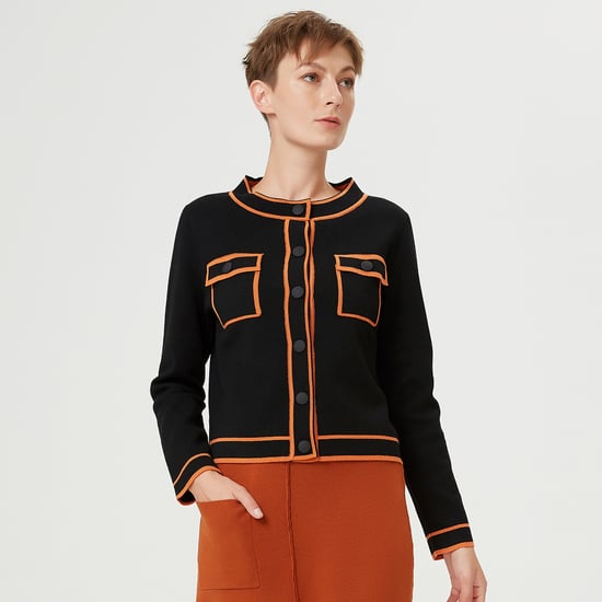 Kurze Jacke mit kontrastierenden Borten - Image 1
