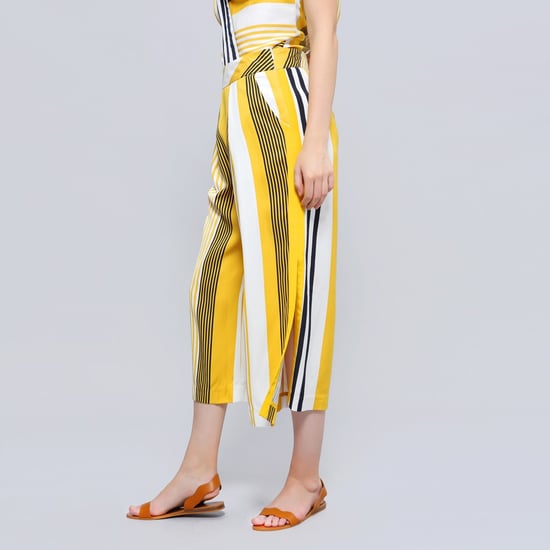 Caprihose mit Streifendruck und Falten - Image 2