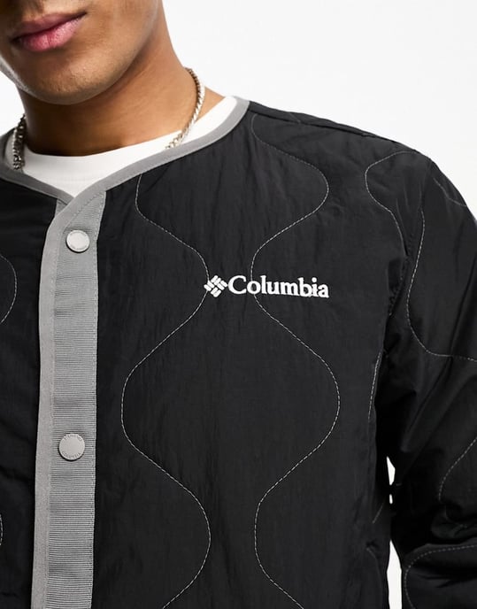 Columbia Doverwood crinkle fabric quilted liner jacket in black Exclusive at ASOS