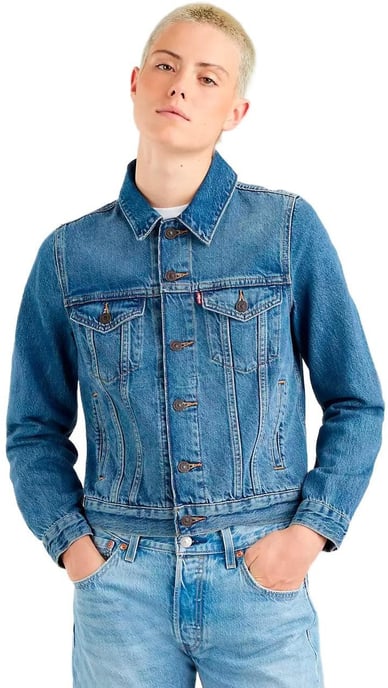 Levi's Women's Denim Jacket In Light Blue - Image 3