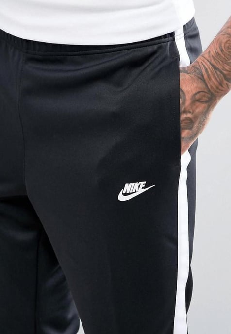 Nike Herren Tribute Kapuzen-Trainingsanzug in Schwarz - Image 6