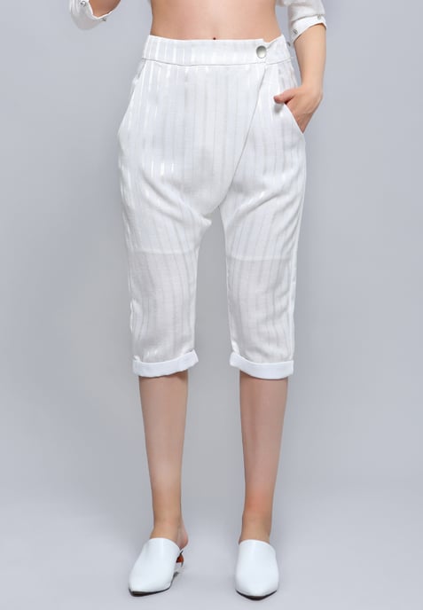Satinbesetzte Capri-Hose nach Maß - Image 4