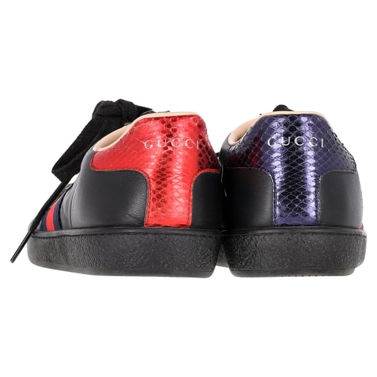 Gucci Ace Bee Low-Top Sneaker aus schwarzem Kalbleder - Image 4