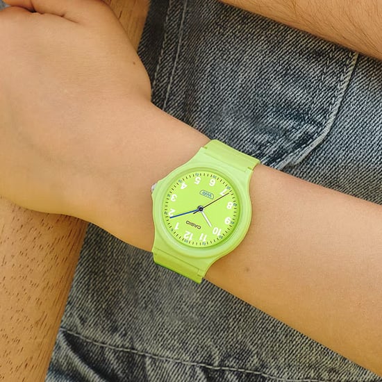 Casio Casio Collection Unisex's Green Watch LQ-24B-3BEF