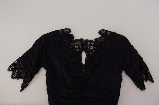 Dolce & Gabbana Schwarzes Etuikleid Midi Bodycon aus Spitze und Seide für Damen - Image 6