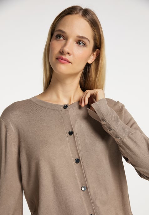Dreimaster Strickjacke Damen Taupe - Image 5