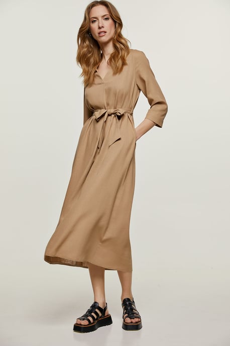 Beigefarbenes Midikleid aus Leinen mit Gürtel - Image 5