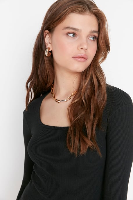 Trendyol Femmes Collier de piscine Corps conique Midi Robe - Image 3